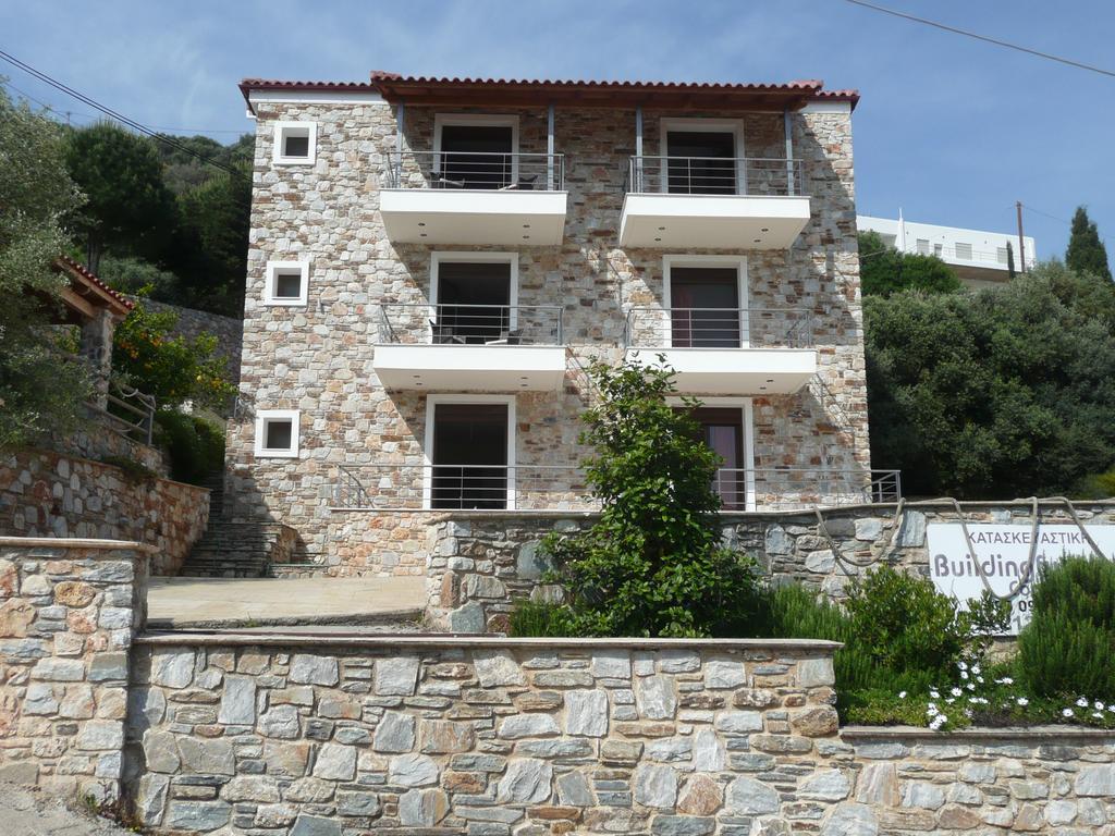 Labetia Apartments Agioi Apostoloi  Buitenkant foto